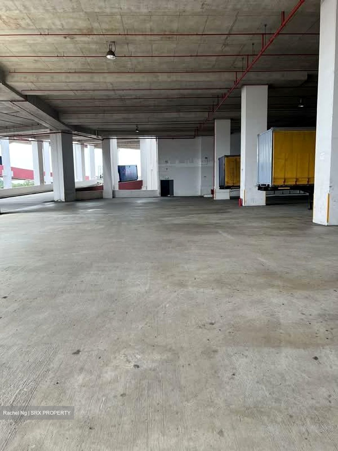Uob Jurong Warehouse (D22), Warehouse #570065311